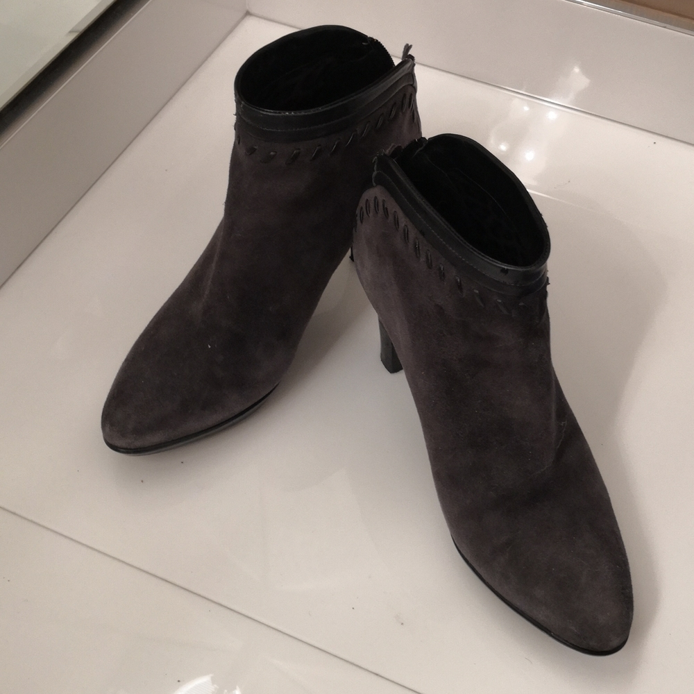 Aquatalia Grey Suede Platform Bootie, sz 7.5